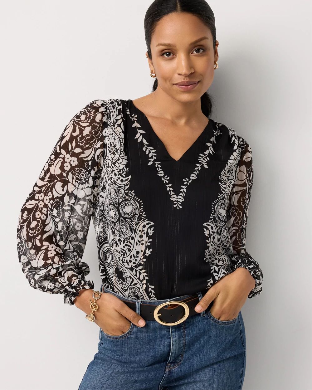 Unliens 13900円 黒　v-neck design blouse Metallic V-neck Blouse | White House Black Market